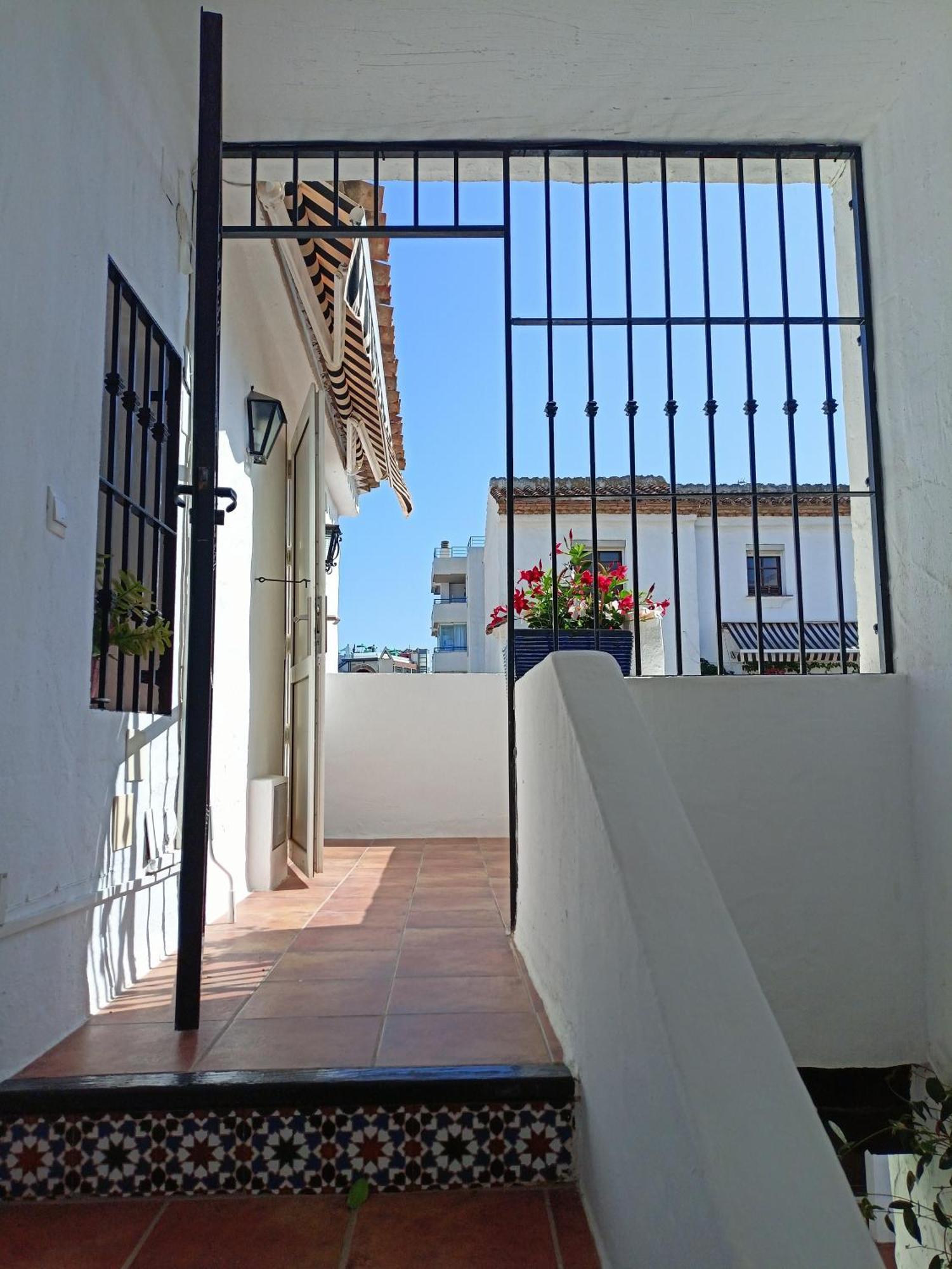 Pura Vida Apartment Torremolinos Luaran gambar