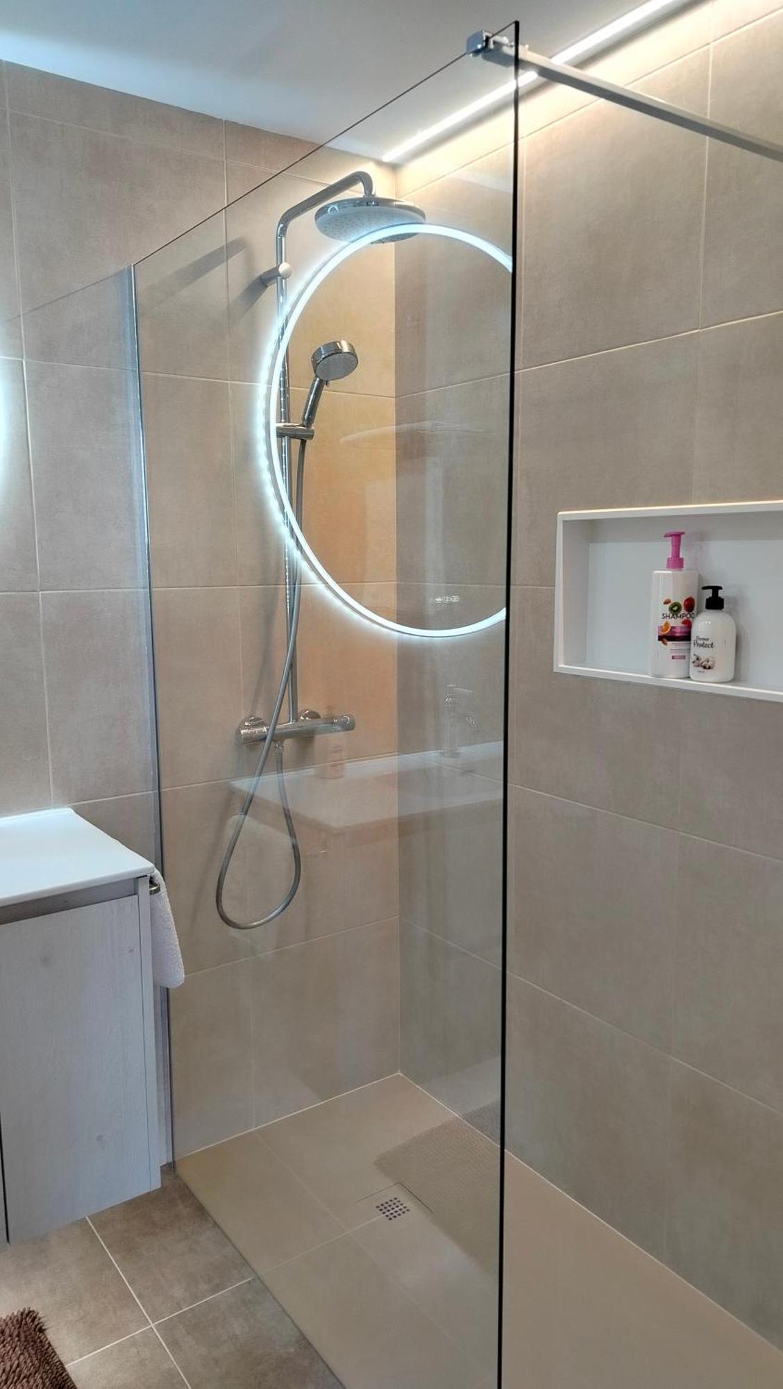 Pura Vida Apartment Torremolinos Luaran gambar